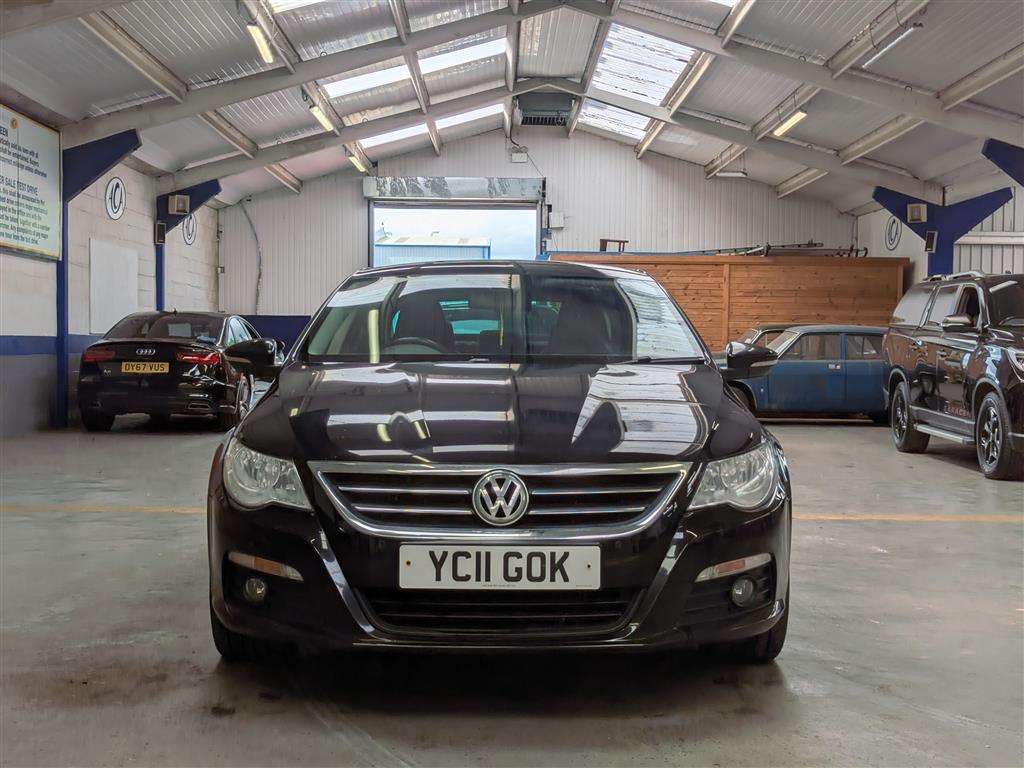 <p>2011 VOLKSWAGEN PASSAT GT CC TDI 140 BLUE</p>