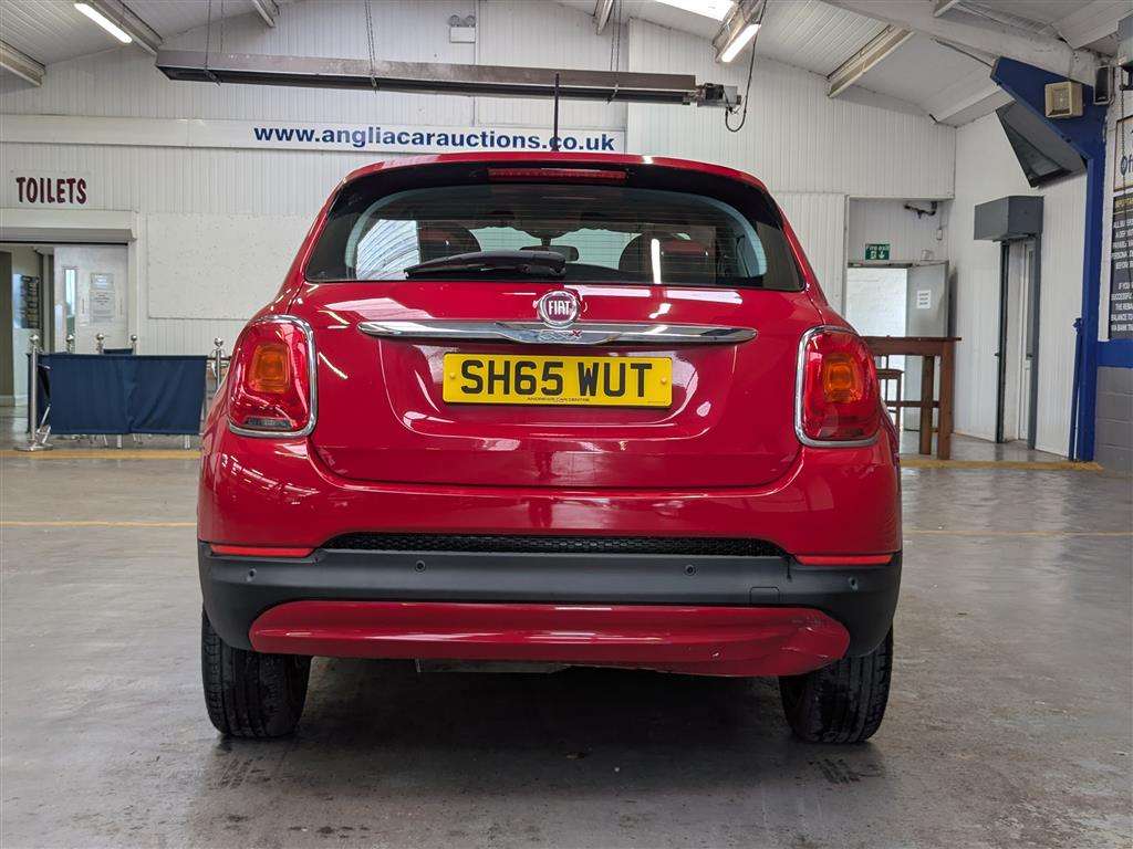 <p>2015 FIAT 500X POP STAR MULTIJET</p>