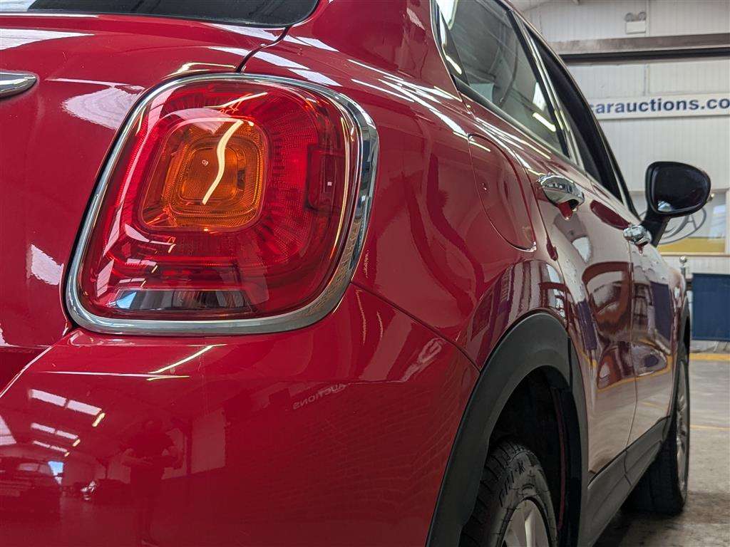 <p>2015 FIAT 500X POP STAR MULTIJET</p>