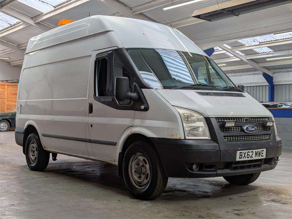 <p>2012 FORD TRANSIT 100 T350 RWD</p>