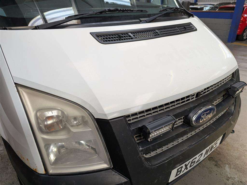 <p>2012 FORD TRANSIT 100 T350 RWD</p>
