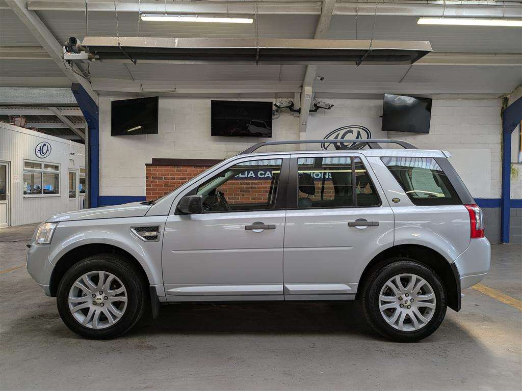 <p>2009 LAND ROVER FREELANDER HSE TD4 AUTO</p>