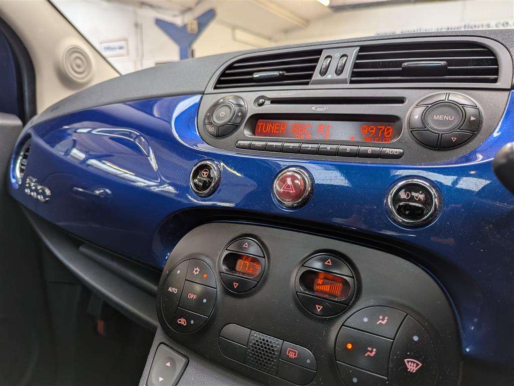 <p>2009 FIAT 500 SPORT</p>
