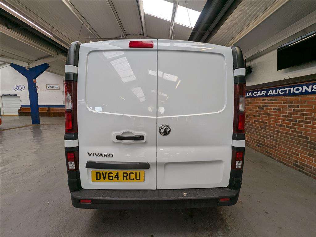 <p>2014 VAUXHALL VIVARO 2700 CDTI</p>