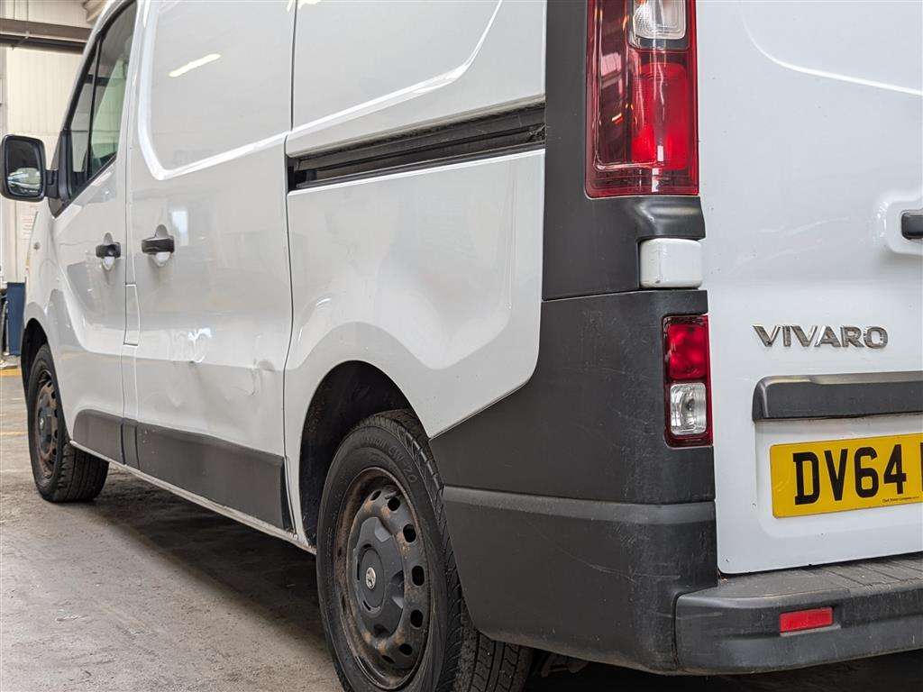 <p>2014 VAUXHALL VIVARO 2700 CDTI</p>