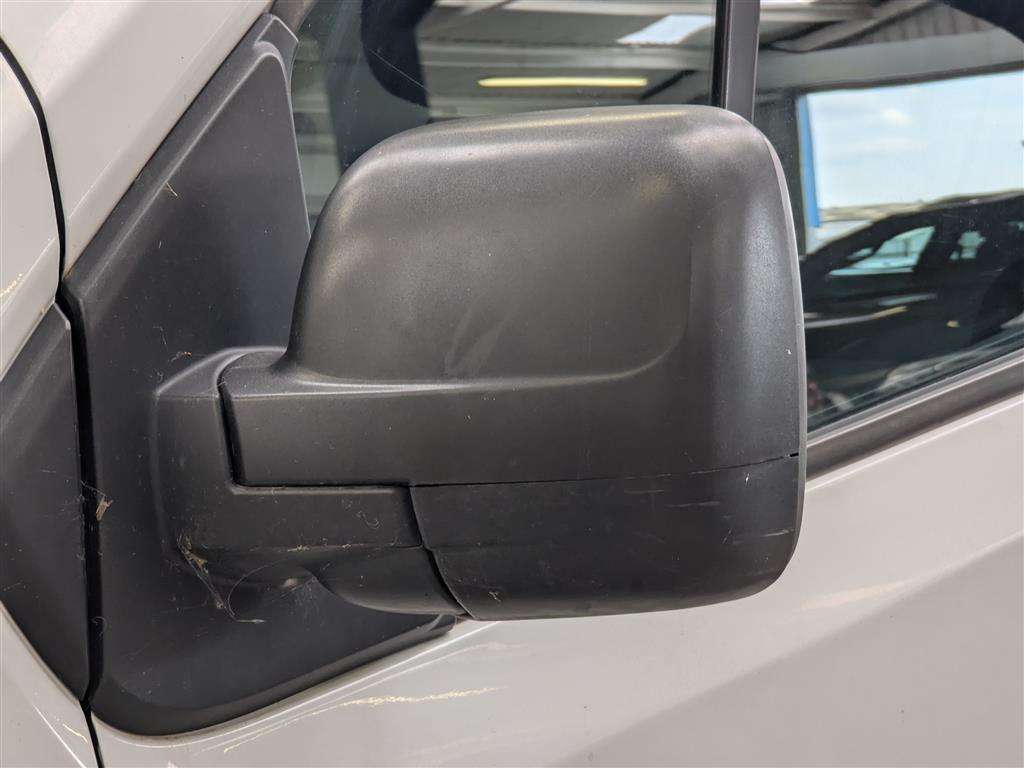 <p>2014 VAUXHALL VIVARO 2700 CDTI</p>