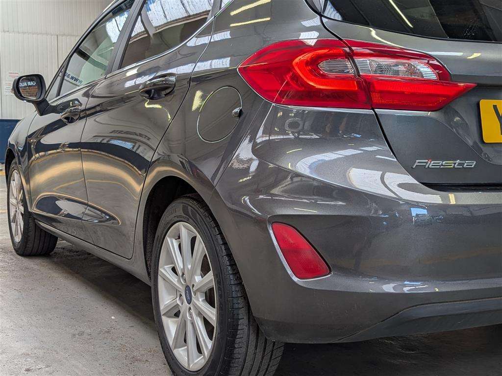 <p>2018 FORD FIESTA TITANIUM TURBO</p>
