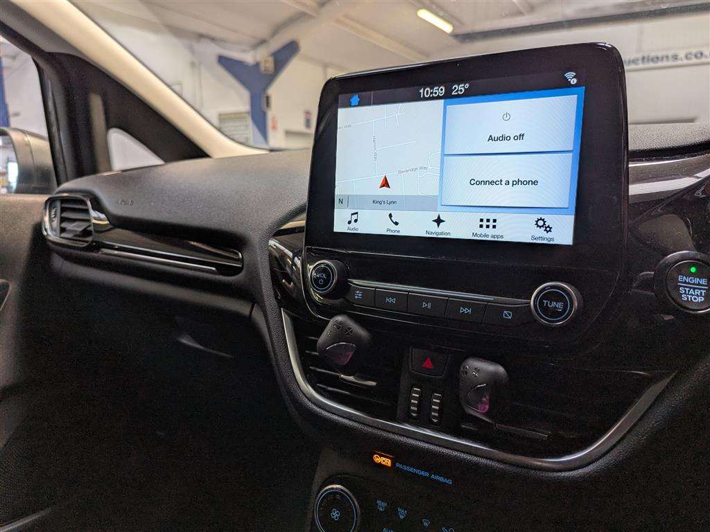 <p>2018 FORD FIESTA TITANIUM TURBO</p>