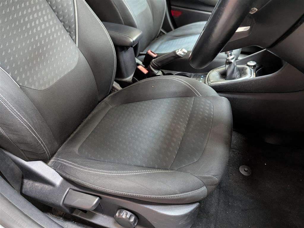 <p>2018 FORD FIESTA TITANIUM TURBO</p>