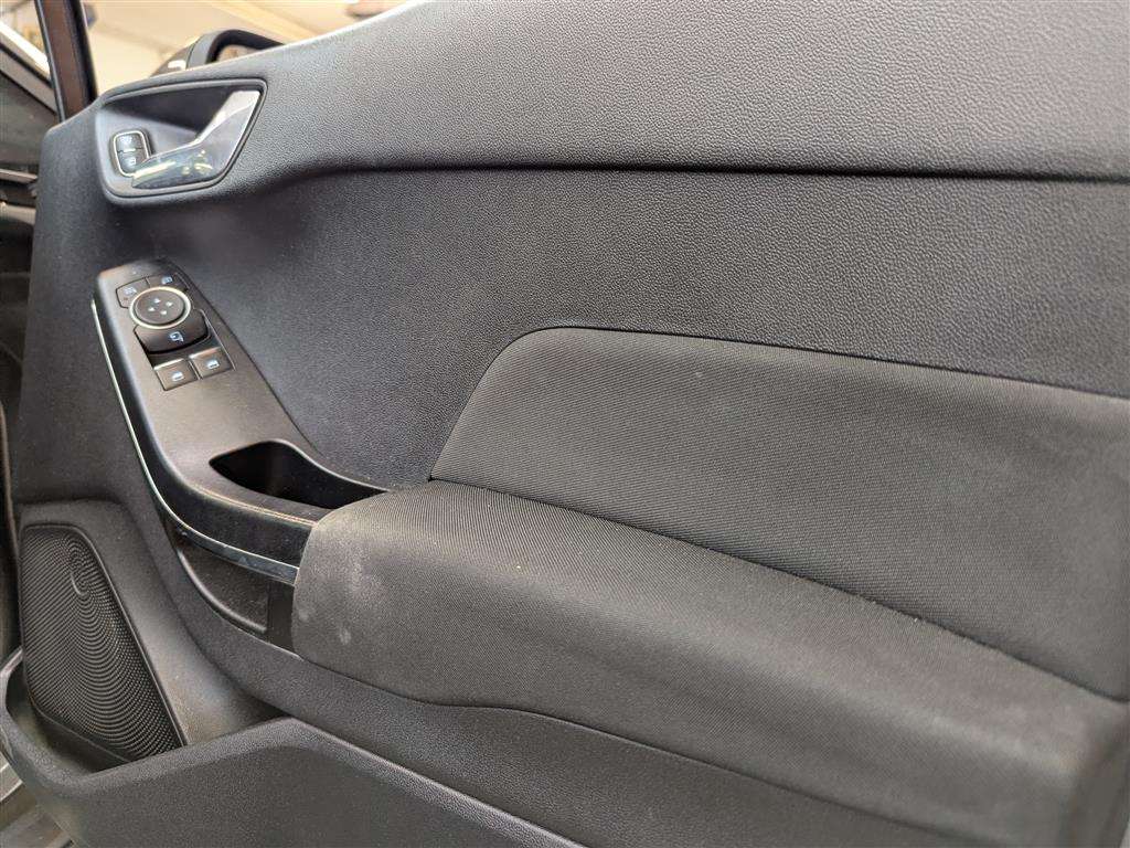 <p>2018 FORD FIESTA TITANIUM TURBO</p>