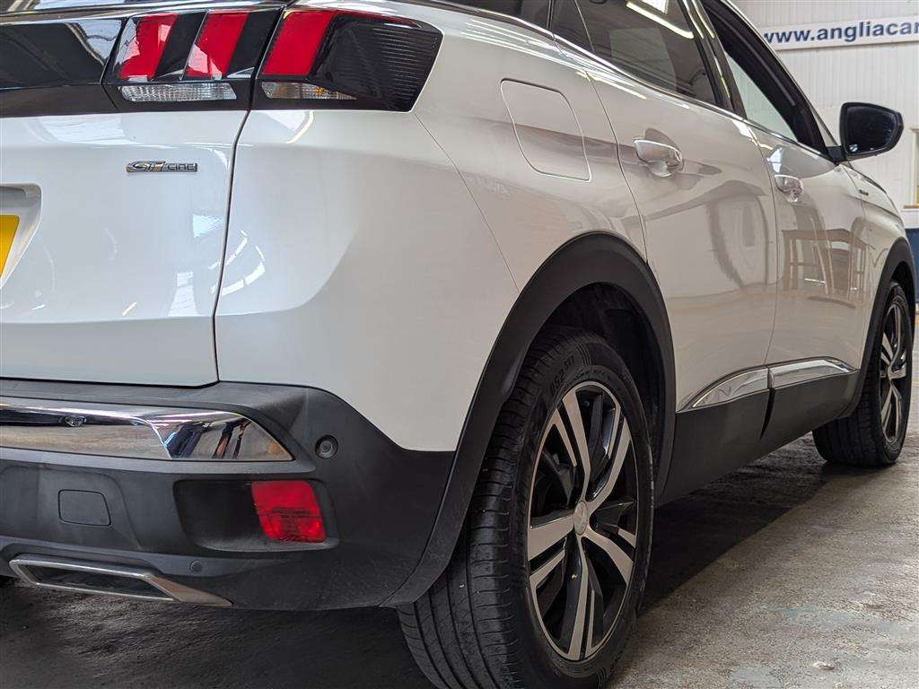 <p>2018 PEUGEOT 3008 GT LINE S/S</p>