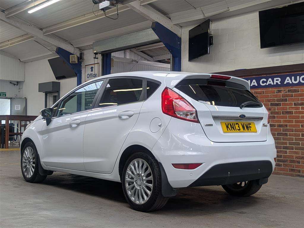 <p>2013 FORD FIESTA TITANIUM</p>