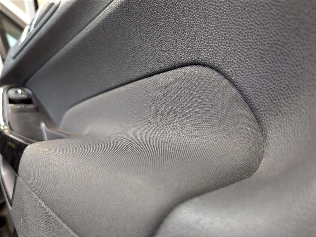 <p>2013 FORD FIESTA TITANIUM</p>