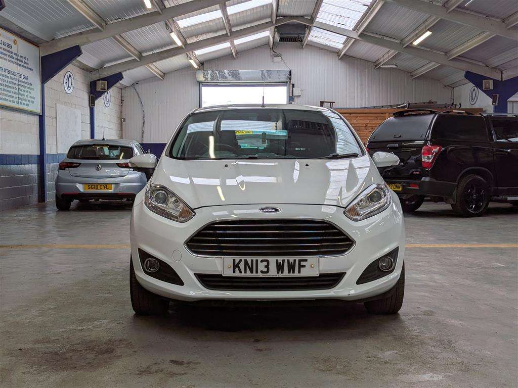 <p>2013 FORD FIESTA TITANIUM</p>