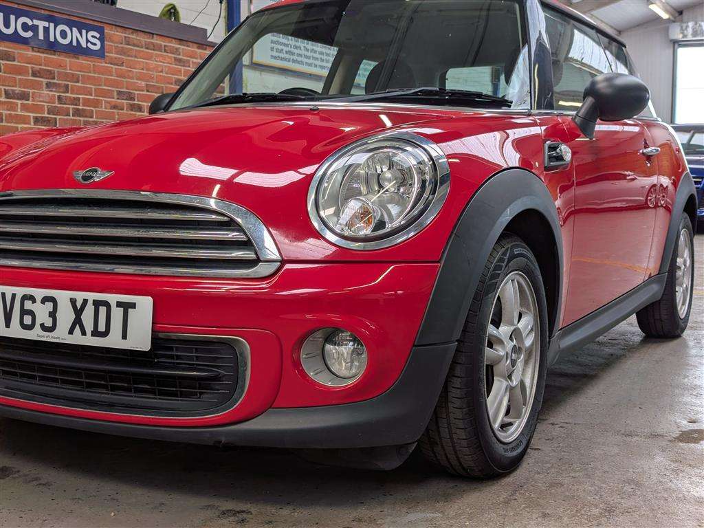 <p>2013 MINI ONE</p>