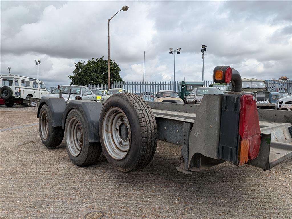 <p>IFOR WILLIAMS TRAILER&nbsp;</p>