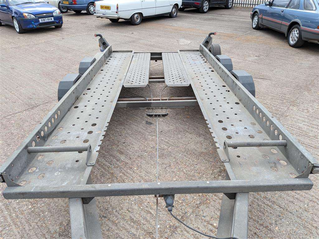 <p>IFOR WILLIAMS TRAILER&nbsp;</p>
