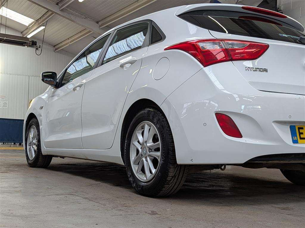 <p>2015 HYUNDAI I30 SE BLUE DRIVE CRDI</p>