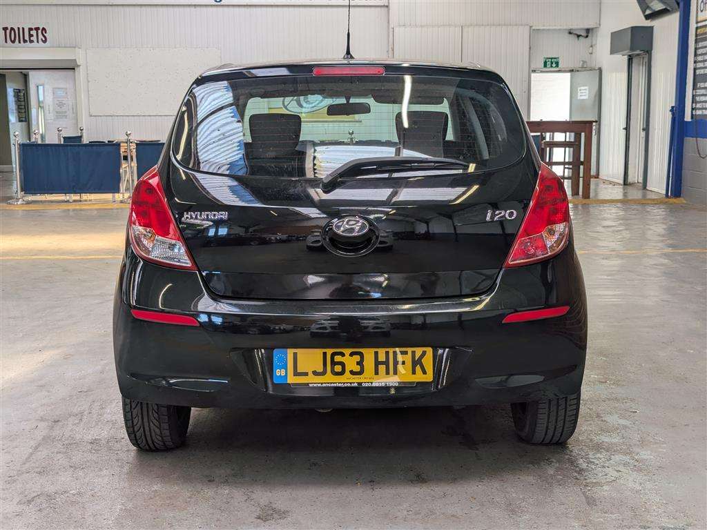 <p>2013 HYUNDAI I20 CLASSIC</p>