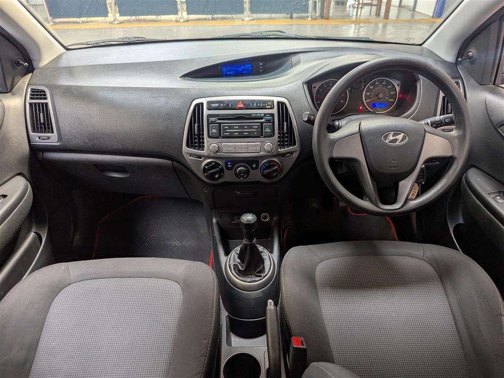 <p>2013 HYUNDAI I20 CLASSIC</p>