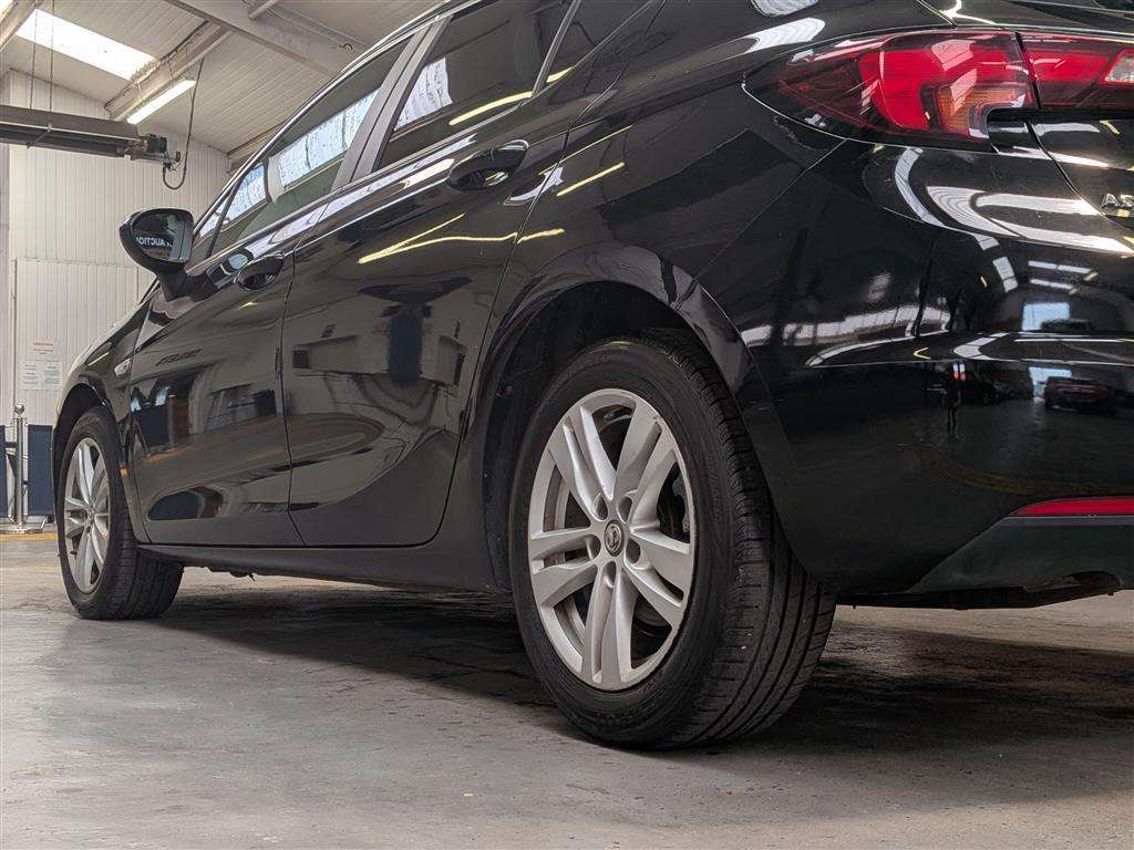 <p>2017 VAUXHALL ASTRA TECH LINE CDTI EFLE</p>