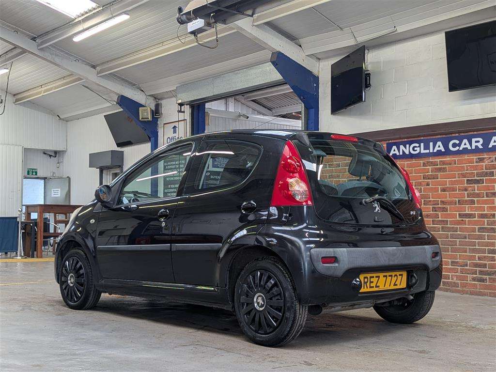 <p>2008 PEUGEOT 107 URBAN</p>