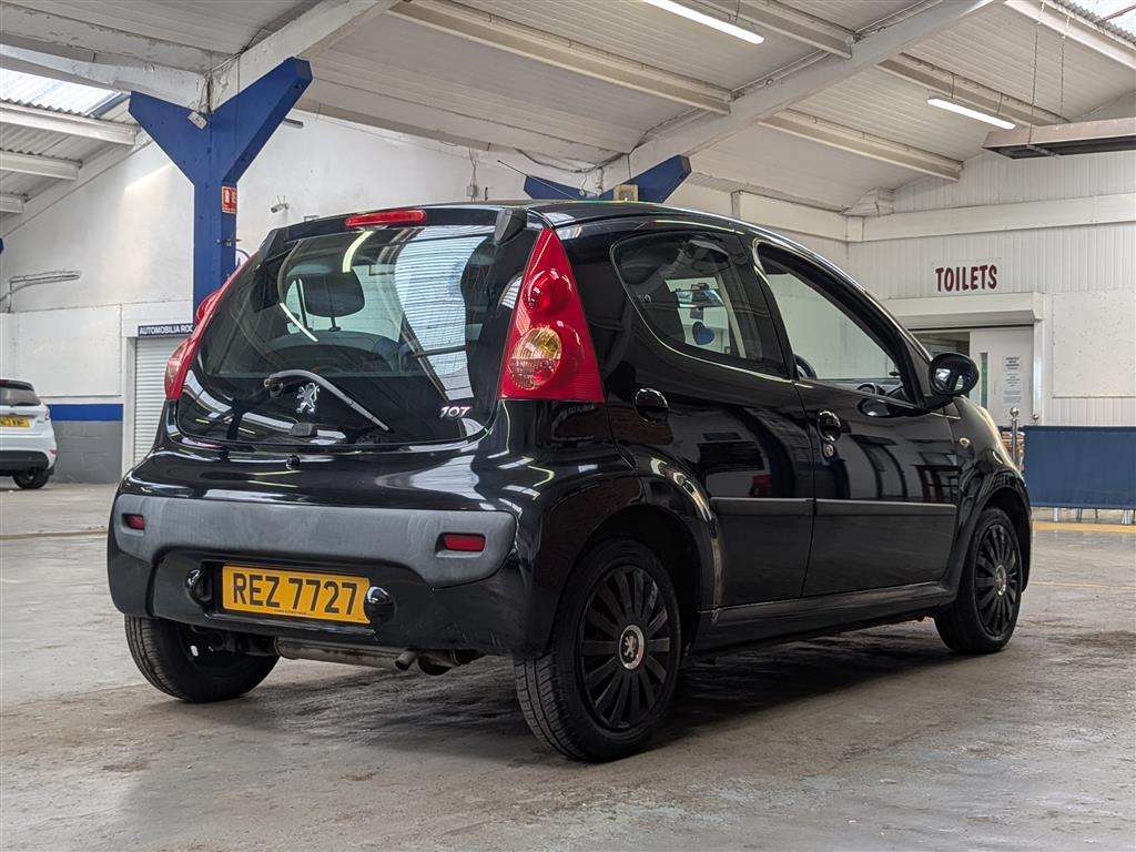 <p>2008 PEUGEOT 107 URBAN</p>