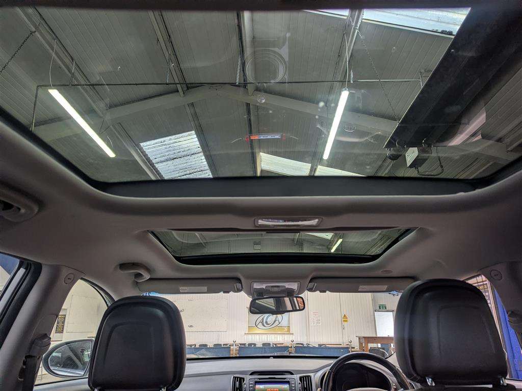<p>2011 KIA SPORTAGE 3 SAT NAV CRDI</p>