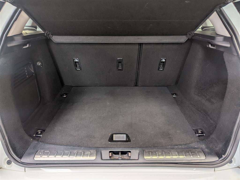 <p>2016 LAND ROVER RANGE ROVER EVOQUE HSE DY</p>