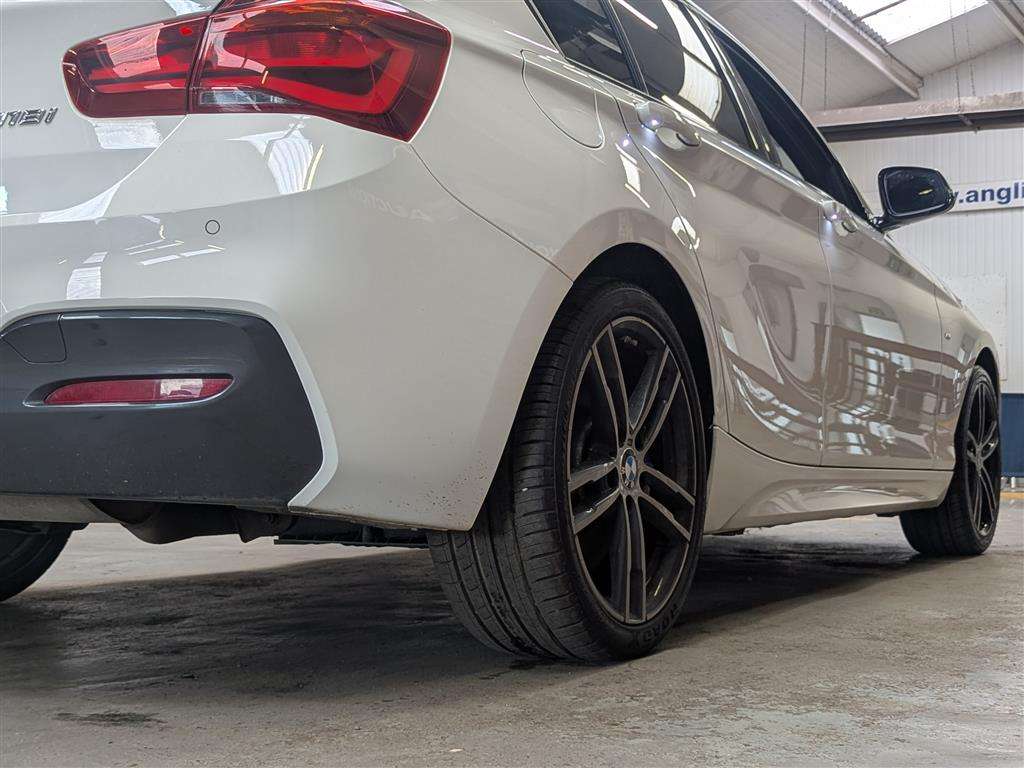 <p>2018 BMW 118I M SPORT SHADOW EDITI</p>