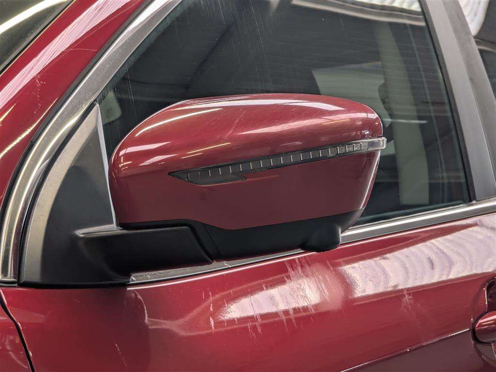 <p>2015 NISSAN QASHQAI N-TEC DIG-T CVT</p>