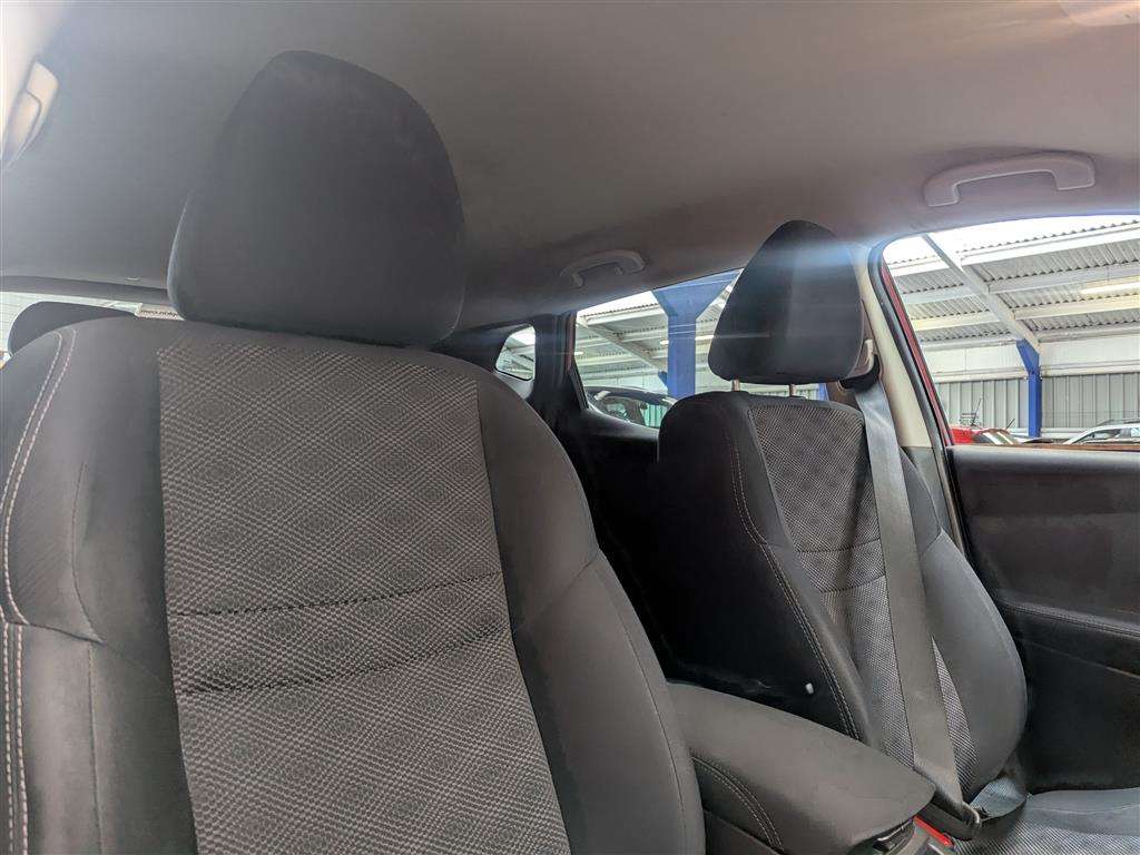 <p>2015 NISSAN QASHQAI N-TEC DIG-T CVT</p>