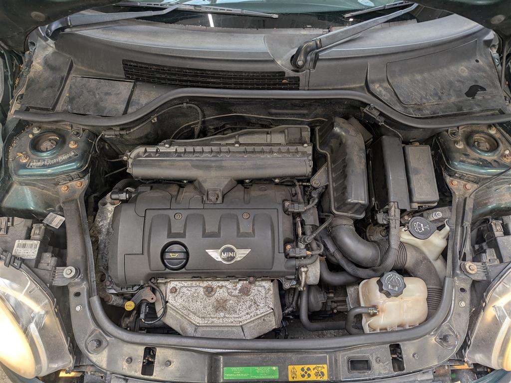 <p>2009 MINI COOPER</p>