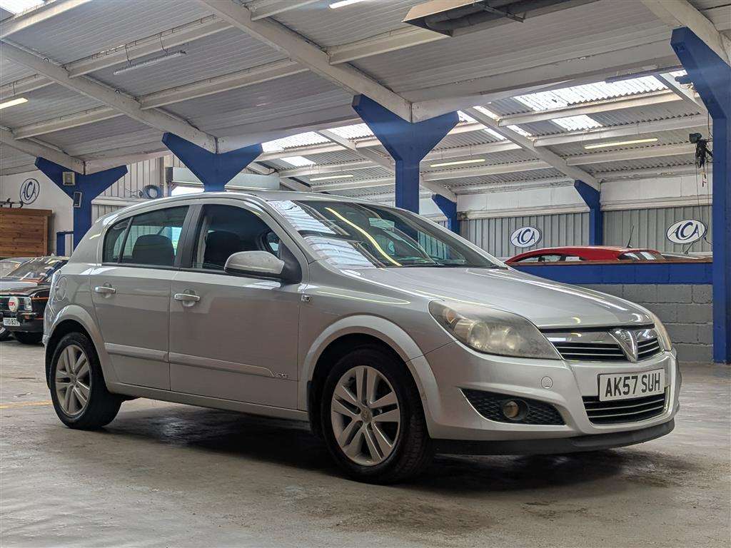 <p>2007 VAUXHALL ASTRA SXI</p>