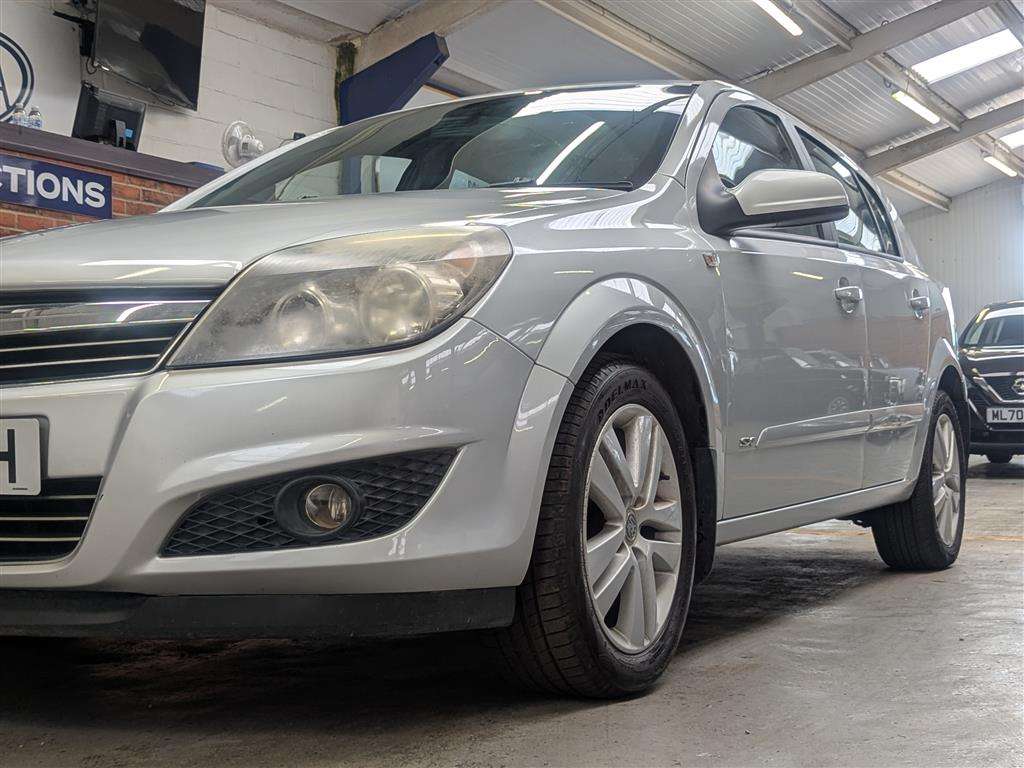 <p>2007 VAUXHALL ASTRA SXI</p>