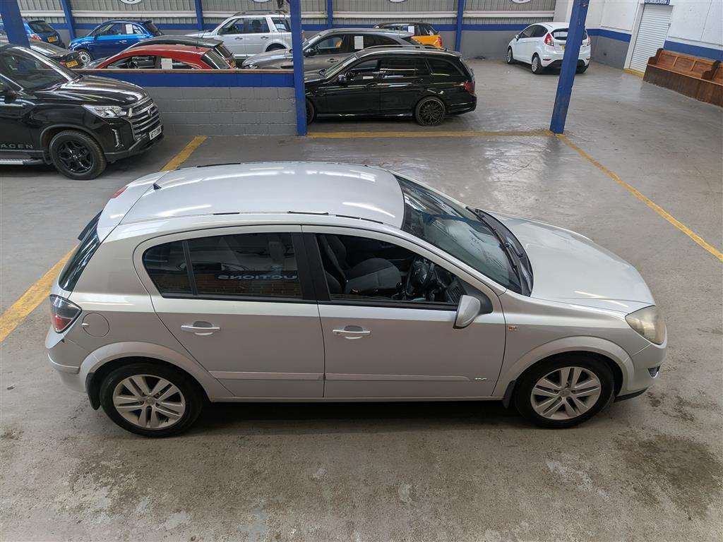 <p>2007 VAUXHALL ASTRA SXI</p>