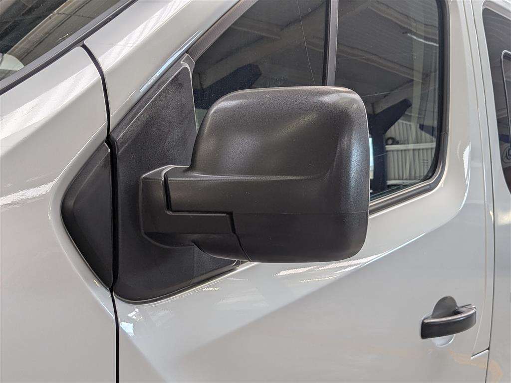 <p>2018 NISSAN NV300 ACENTA DCI</p>