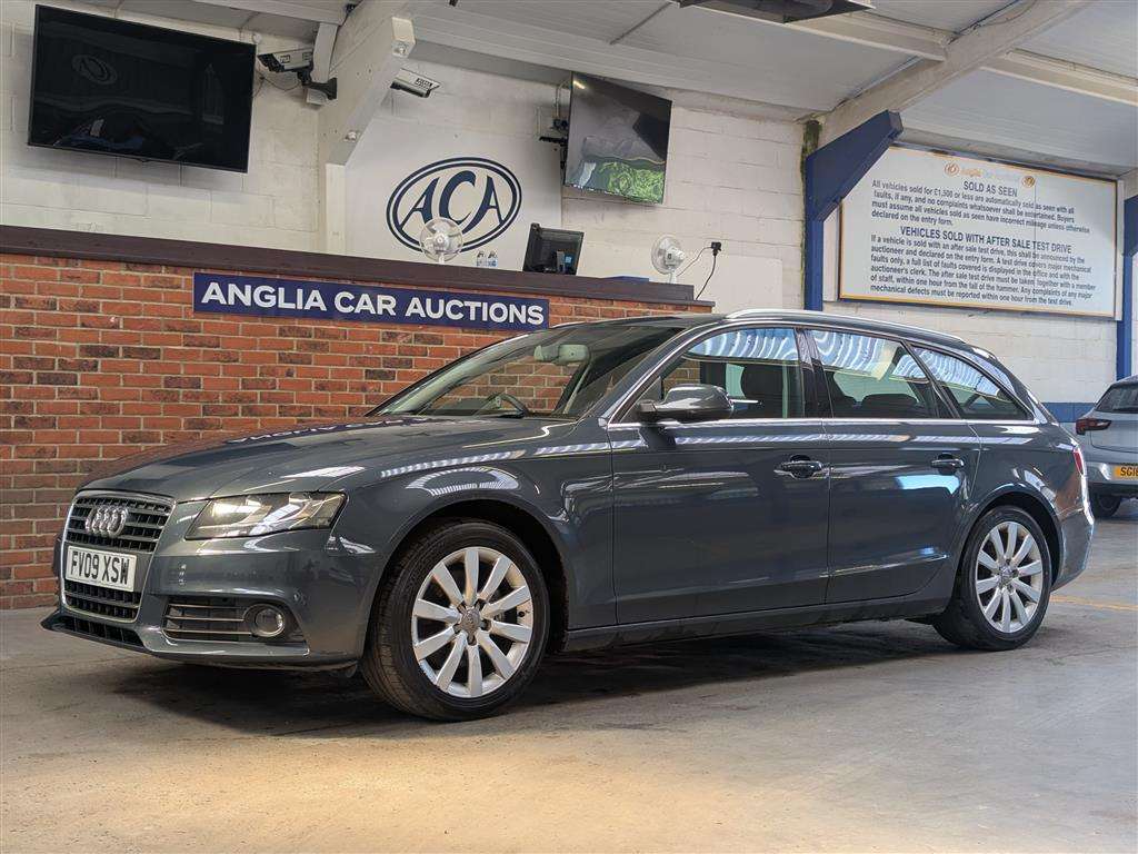 <p>2009 AUDI A4 AVANT SE TDI</p>