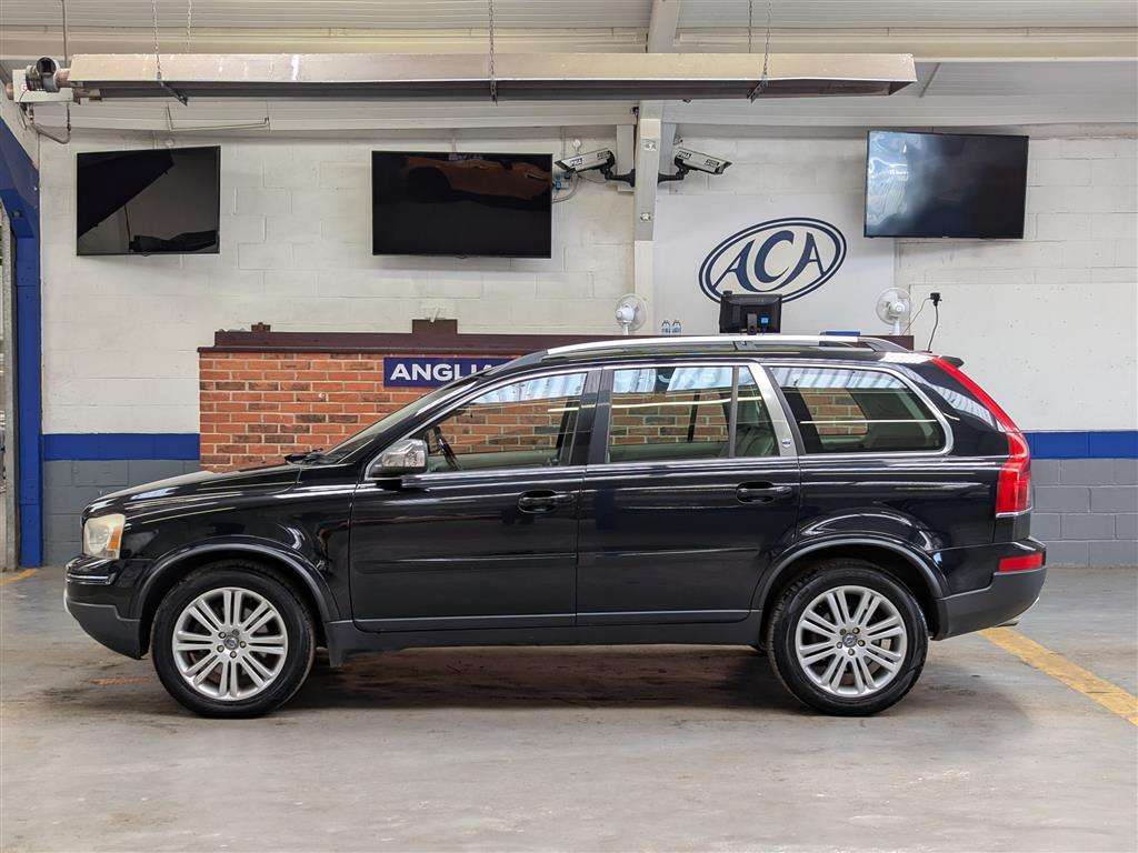 <p>2010 VOLVO XC90 EXECUTIVE D5 AUTO</p>
