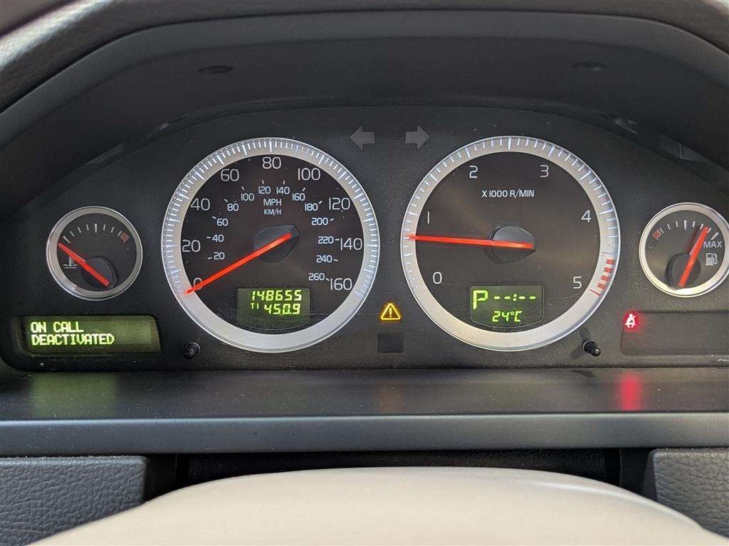 <p>2010 VOLVO XC90 EXECUTIVE D5 AUTO</p>