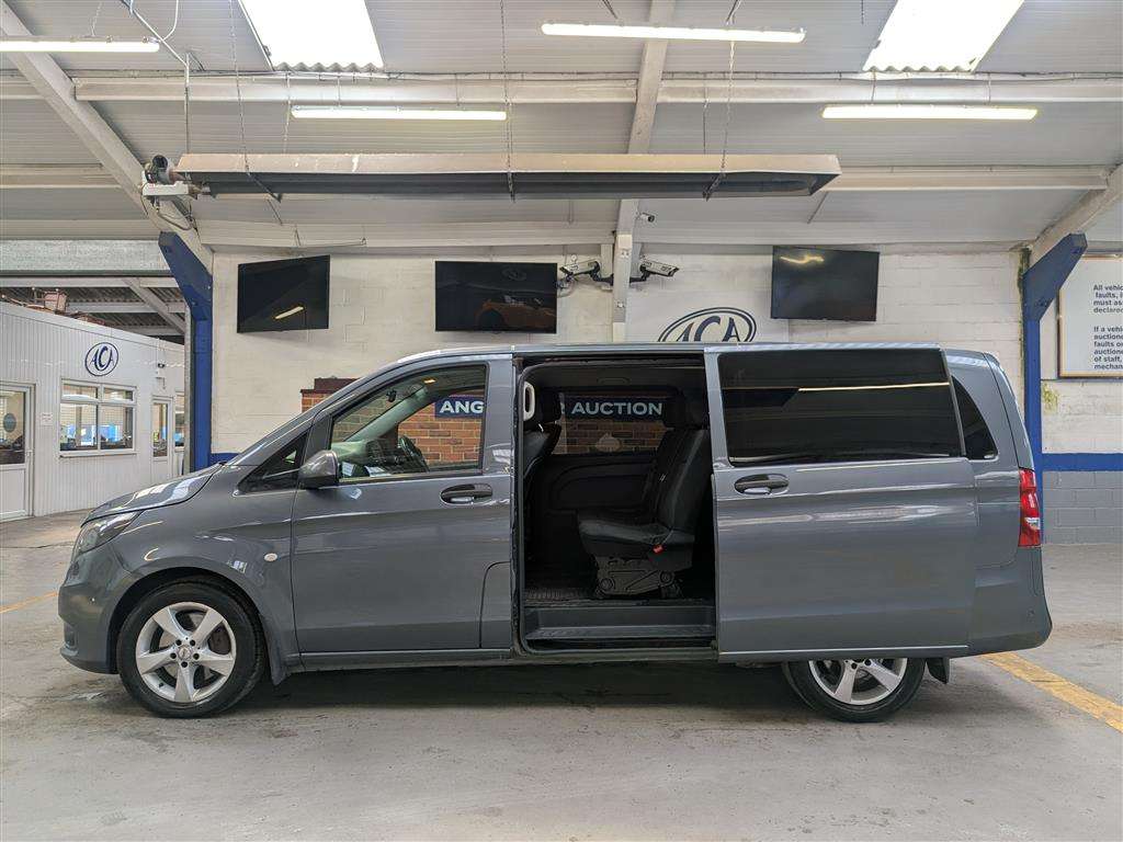 <p>2016 MERCEDES-BENZ VITO 119 BLUETEC TOURER P</p>