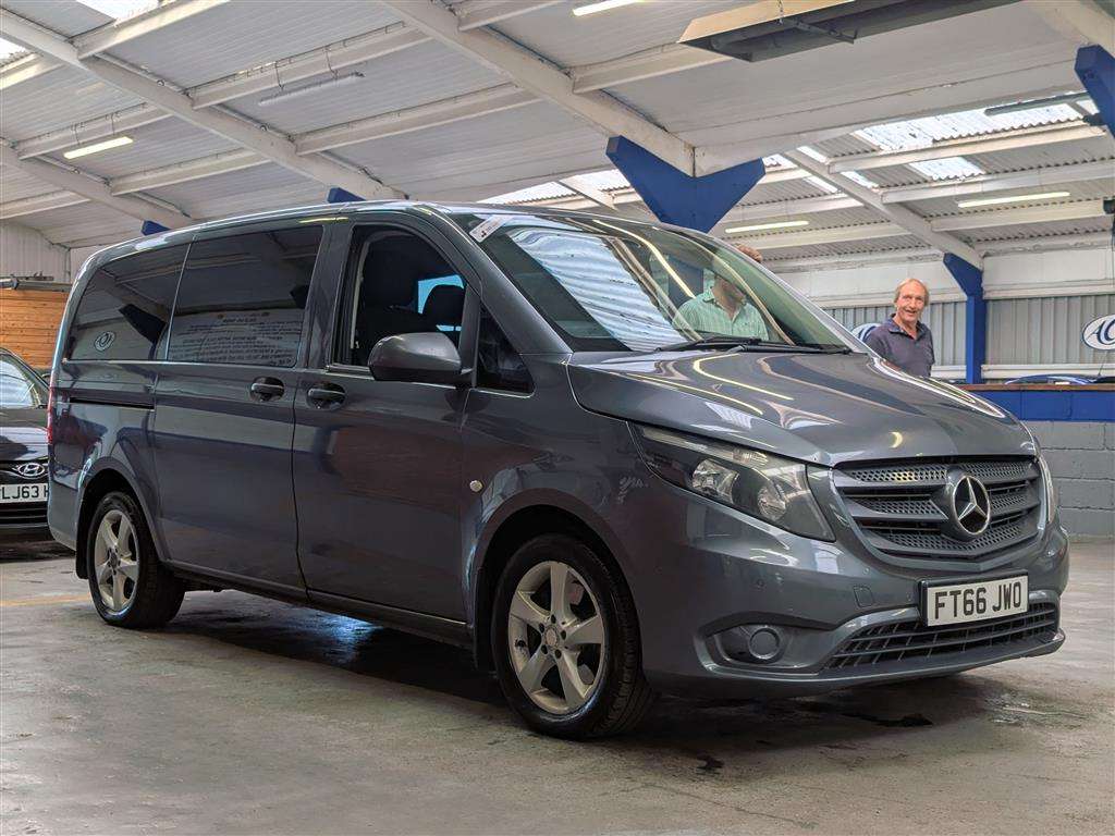 <p>2016 MERCEDES-BENZ VITO 119 BLUETEC TOURER P</p>