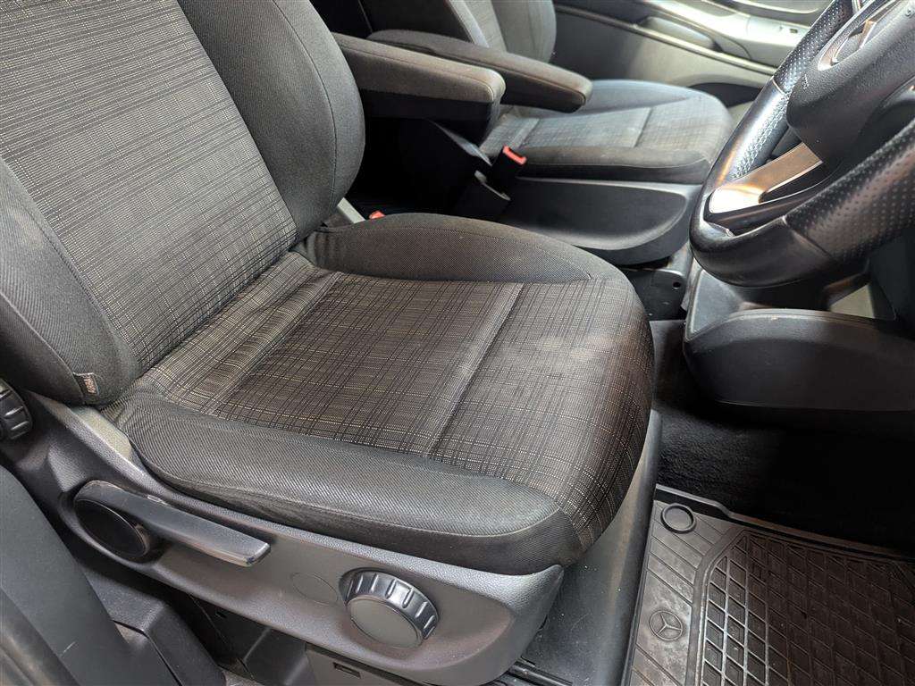 <p>2016 MERCEDES-BENZ VITO 119 BLUETEC TOURER P</p>