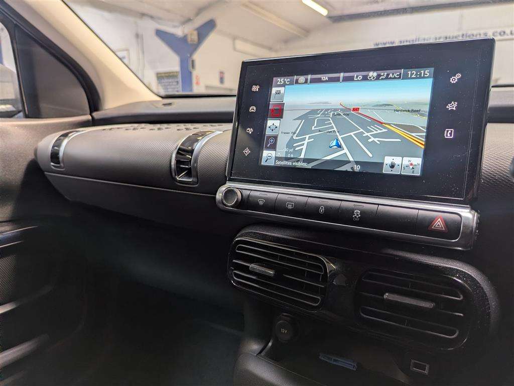 <p>2016 CITROEN C4 CACTUS PURETECH FLAIR</p>