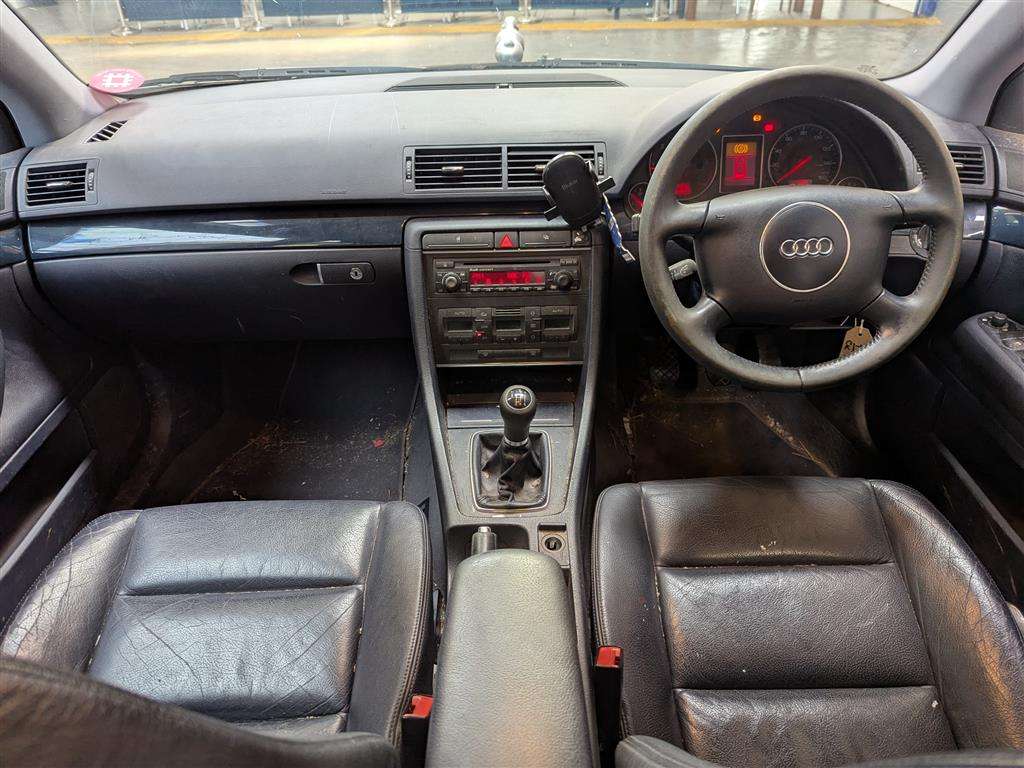 <p>2003 AUDI A4 TDI SE</p>