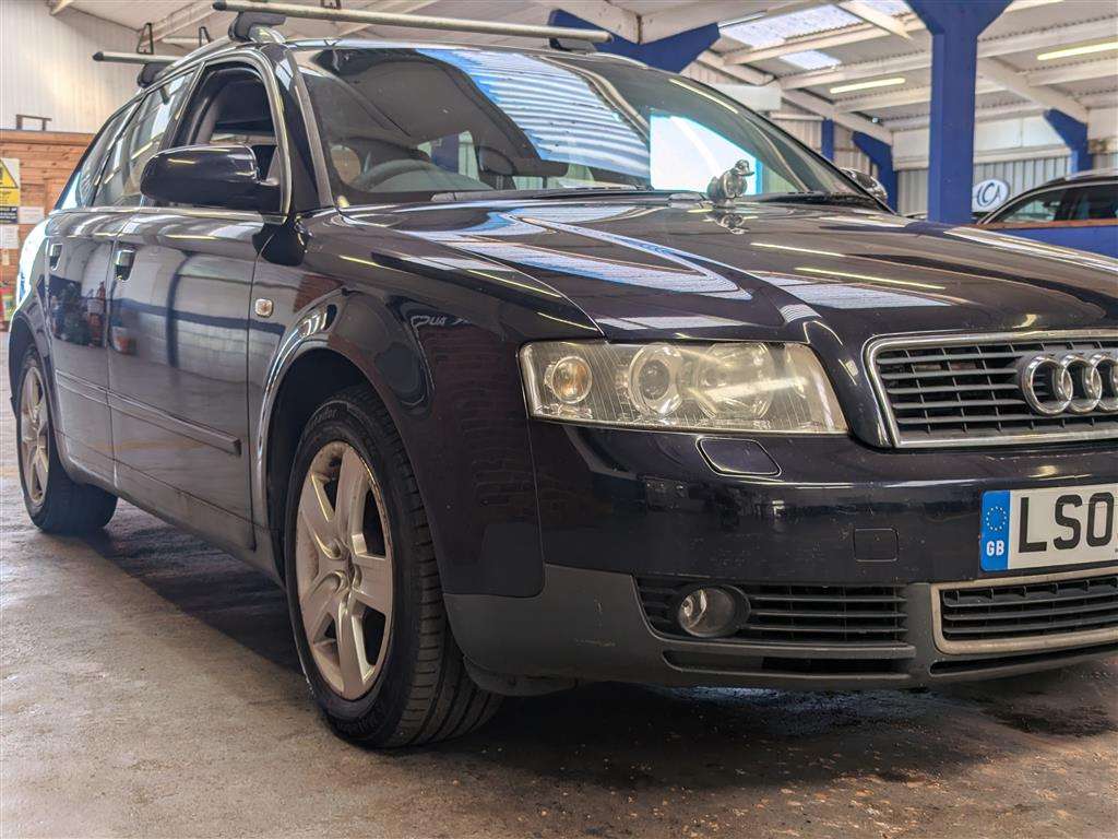 <p>2003 AUDI A4 TDI SE</p>