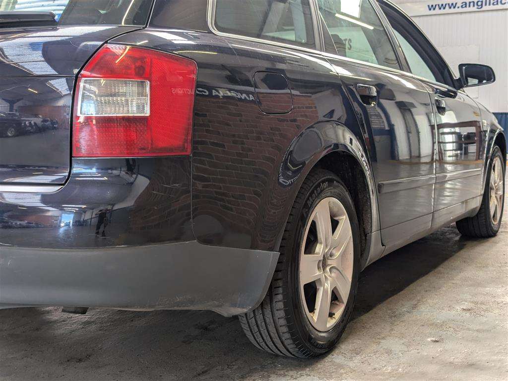 <p>2003 AUDI A4 TDI SE</p>