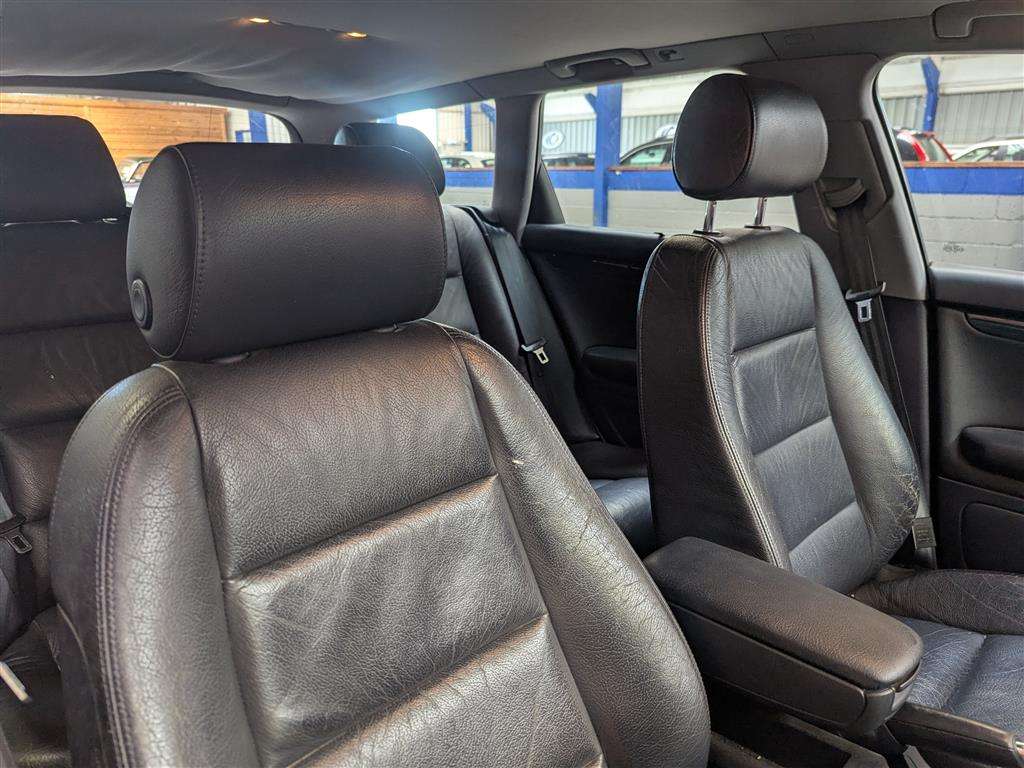 <p>2003 AUDI A4 TDI SE</p>