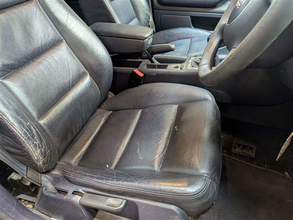<p>2003 AUDI A4 TDI SE</p>