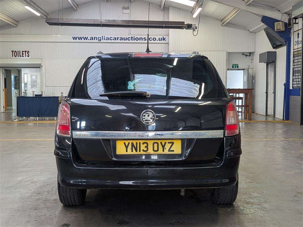 <p>2013 VAUXHALL ASTRA SPORTIVE CDTI</p>